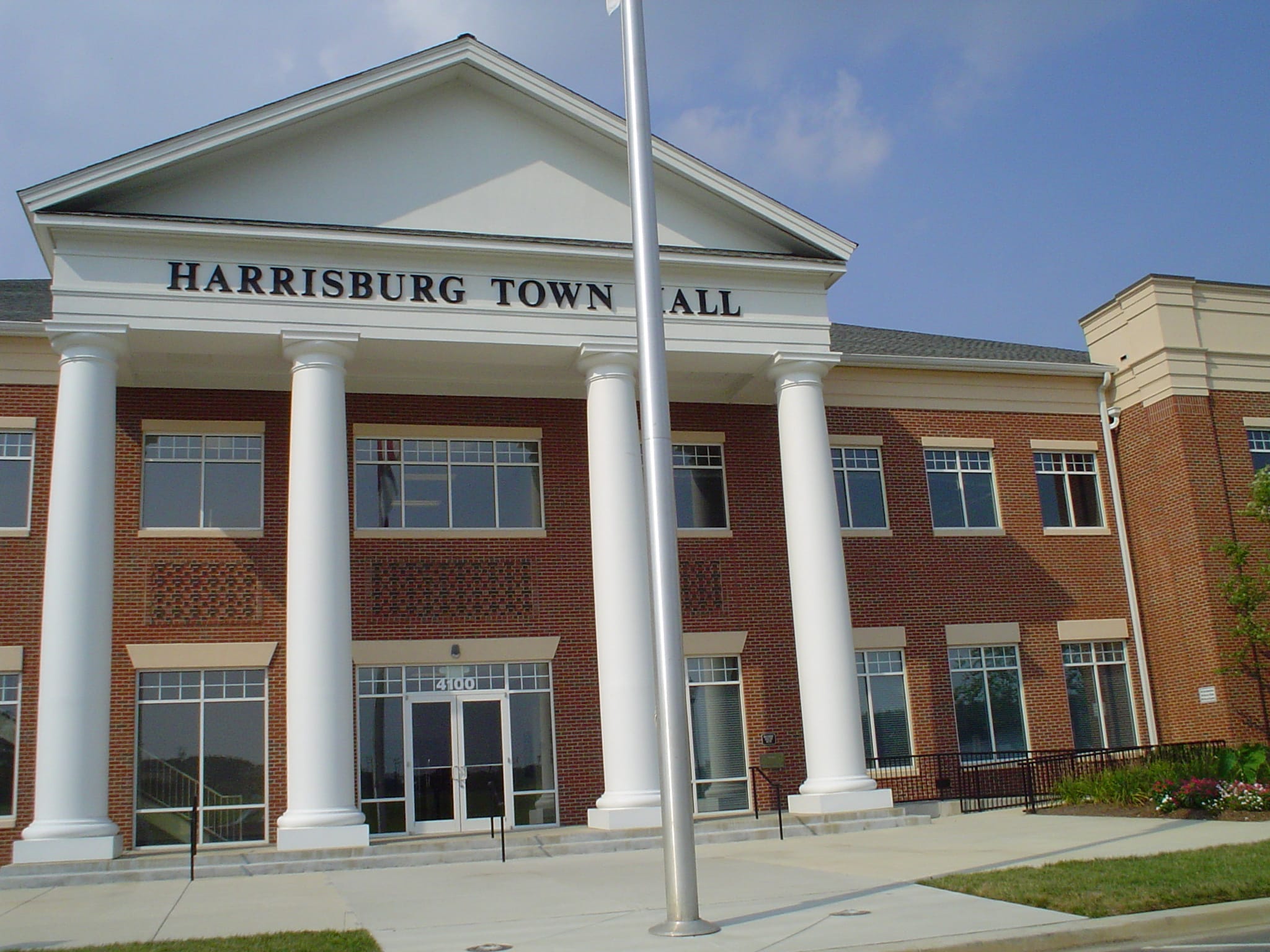 Harrisburg City Hall in Harrisburg, NC